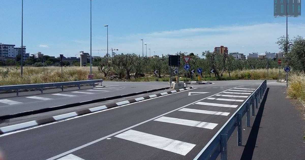 Triggiano, la neonata circonvallazione: 4 corsie che vanno a finire in campagna